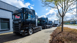 20260329-Tom-Holding-00392